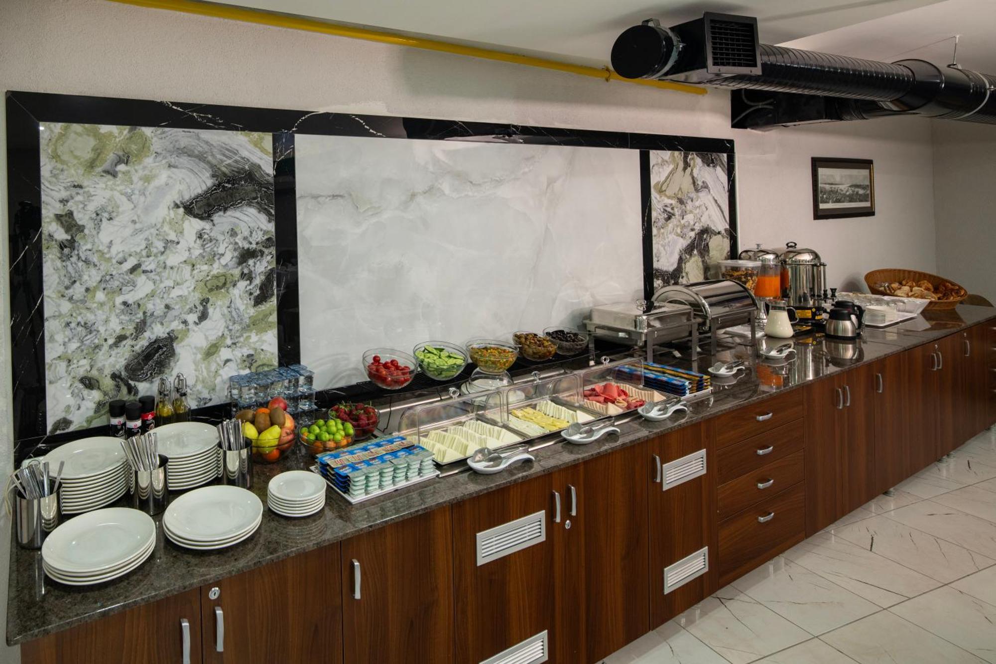 Istanbul Efes Hotel מראה חיצוני תמונה